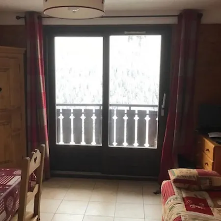 Studio With Balcony And Mountain View